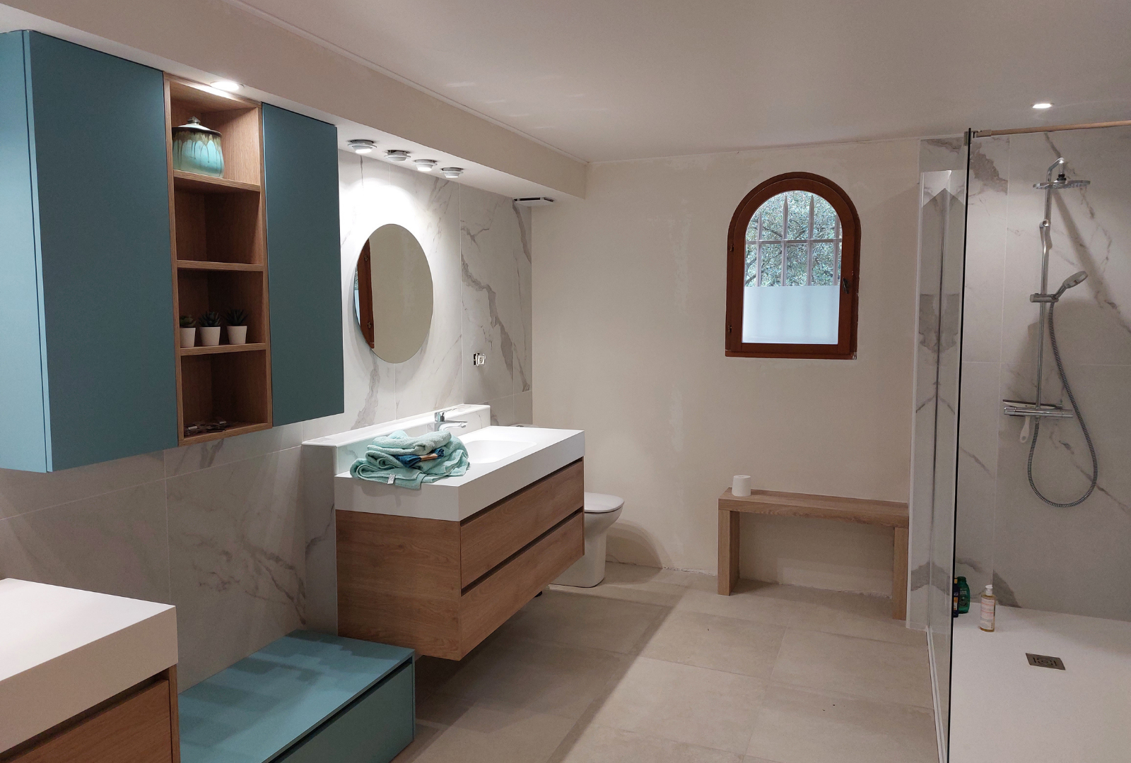 Projet rénovation d'une salle de bain - Site Internet Crouztte Agencements, agence seo montpellier, comdesamis